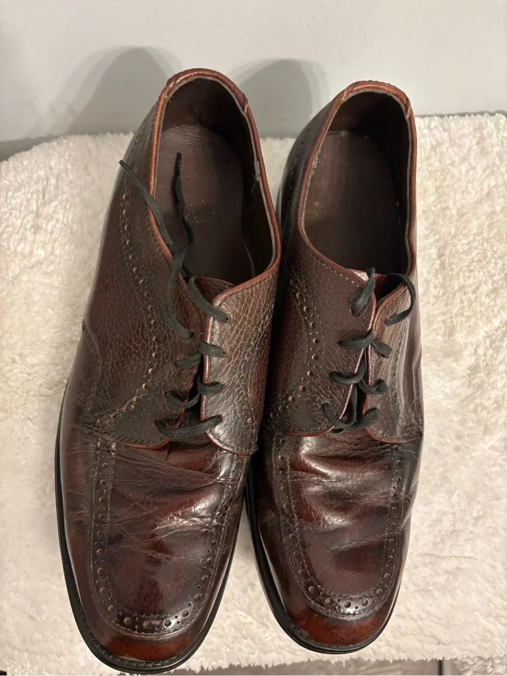 Men's Brown Leather Wingtip Dress Shoes